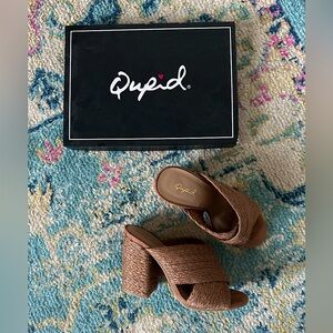 QUPID Slip-On Woven Heel